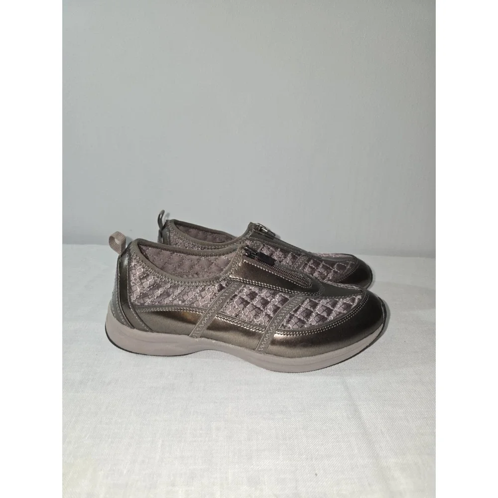 Clarks product pair